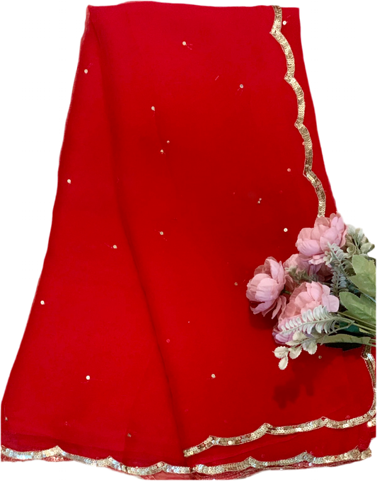 Red scallop border