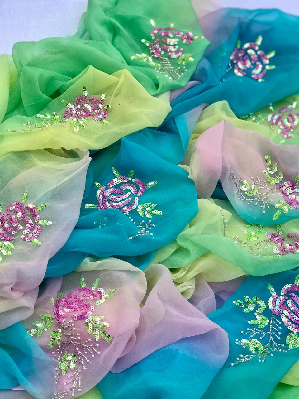 Multishaded sequins rose motif