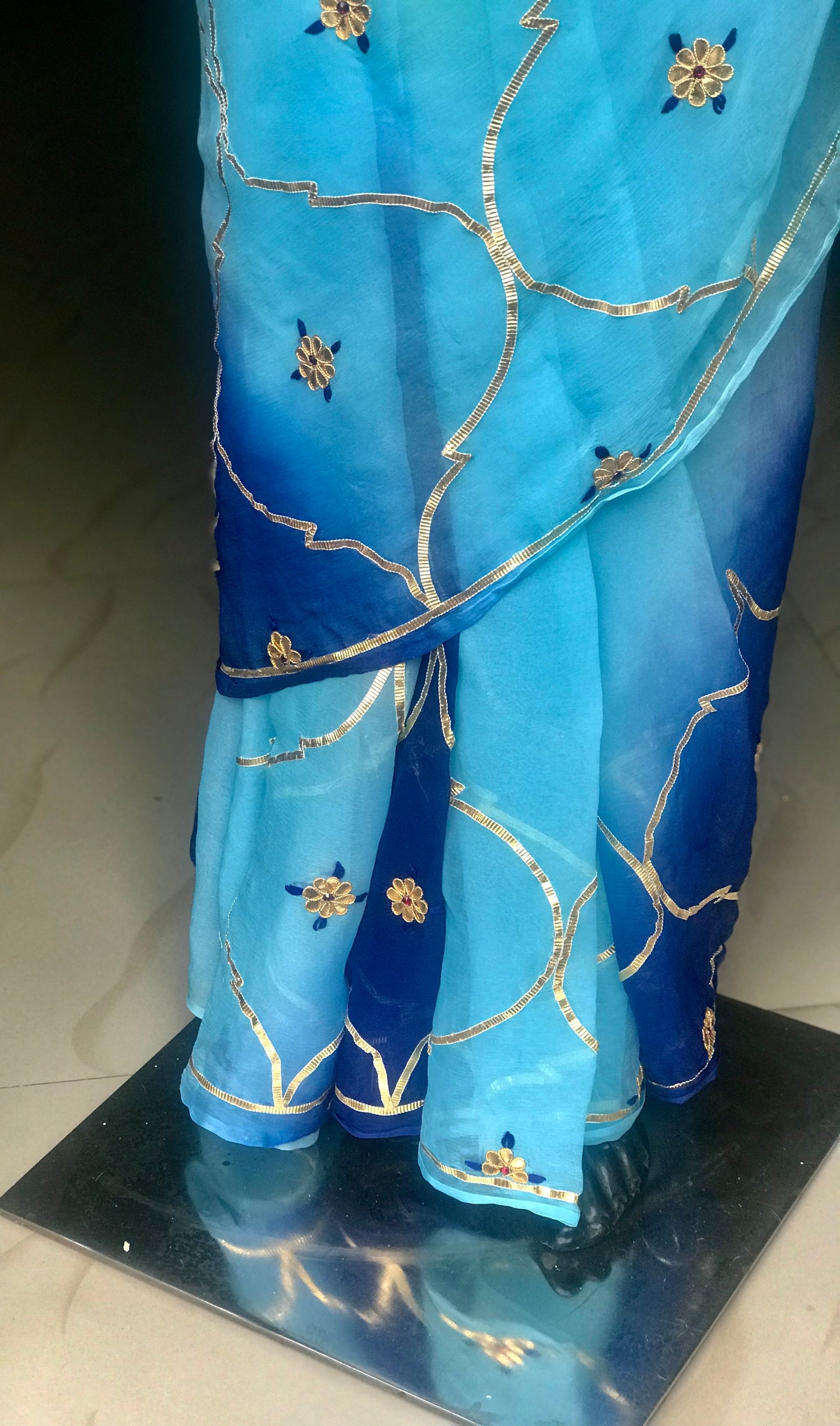 Blue Shaded Sikhiya Gotta Jaal Miraya Chiffon Sarees