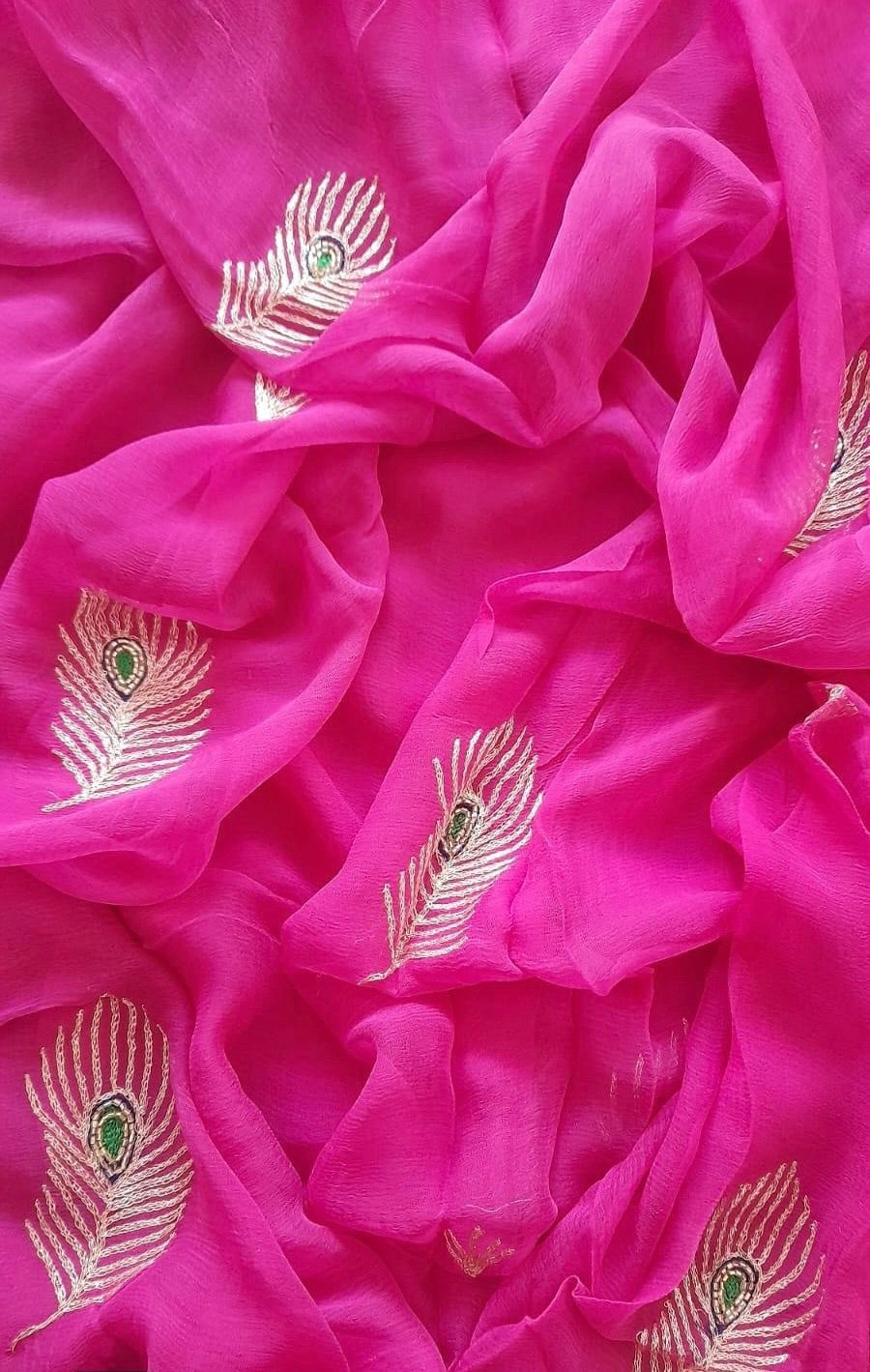 Pink Feature Motifs Miraya Chiffon Sarees