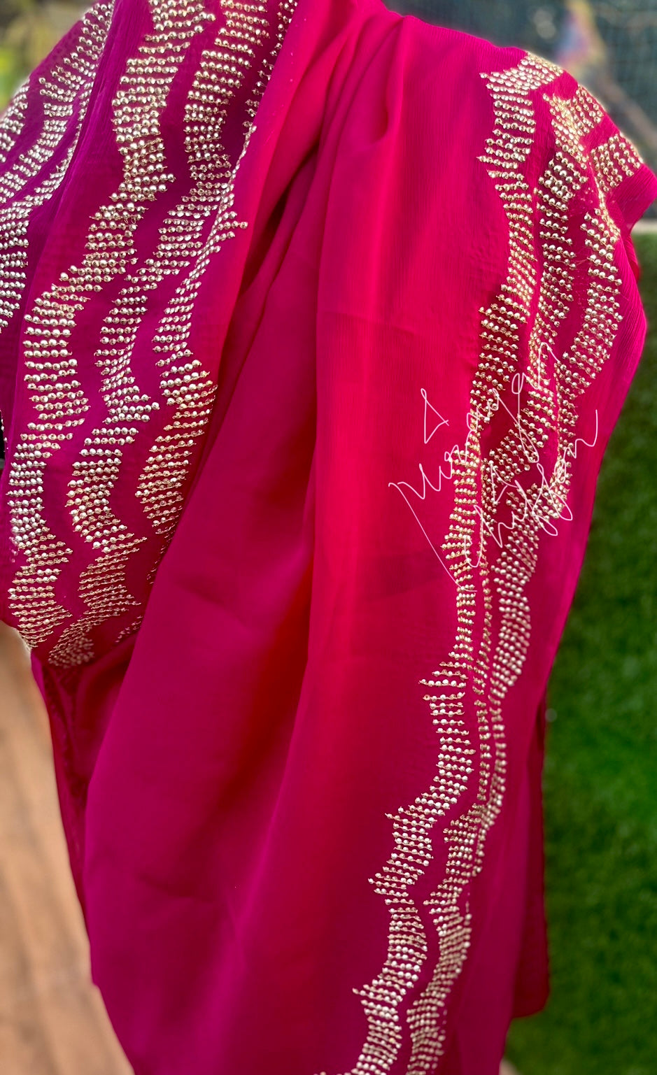 Magenta Sequins Border Miraya Chiffon Sarees