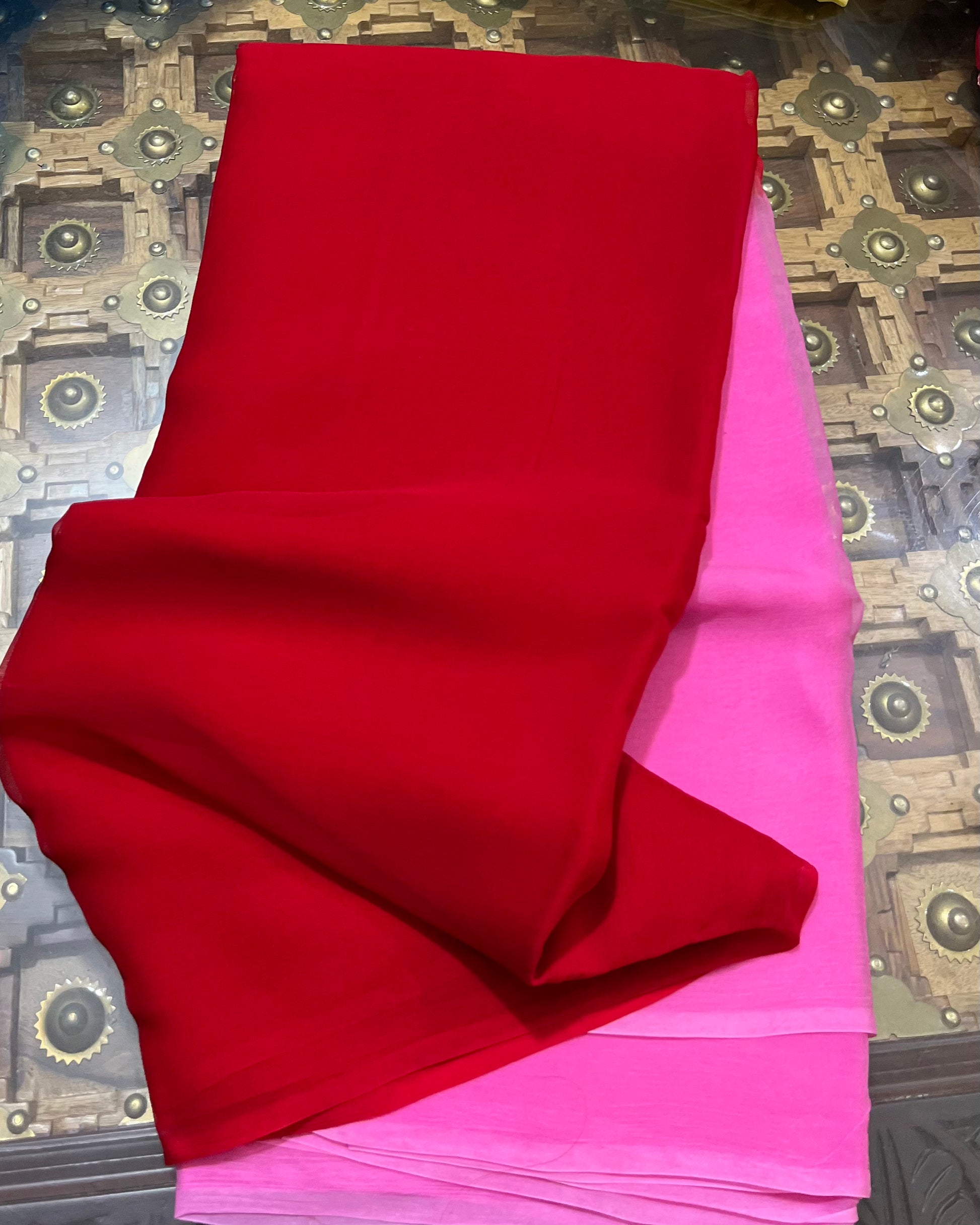 Ombre Red Pink Shaded Miraya Chiffon Sarees