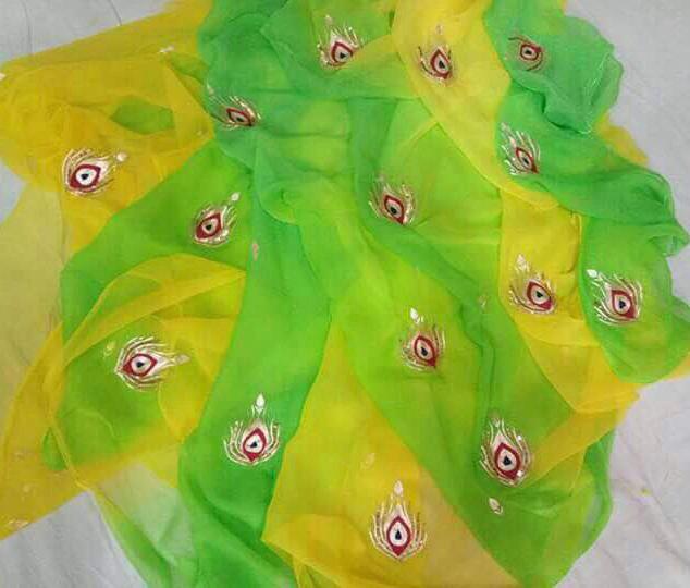 Ombré green yellow Pankh motif