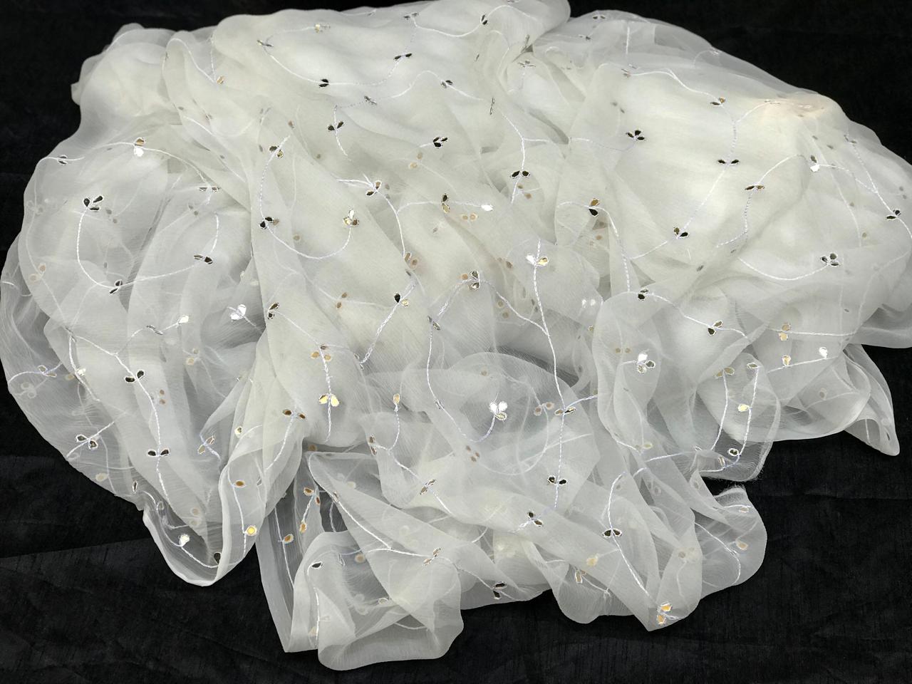 White Gottapatti thread Jaal saree